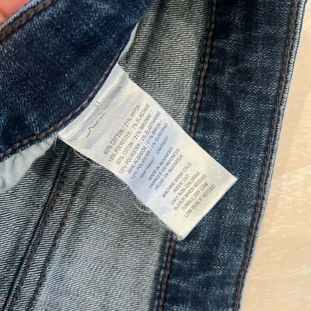 Joe’s Stretchy Boot Cut Jeans Size 31